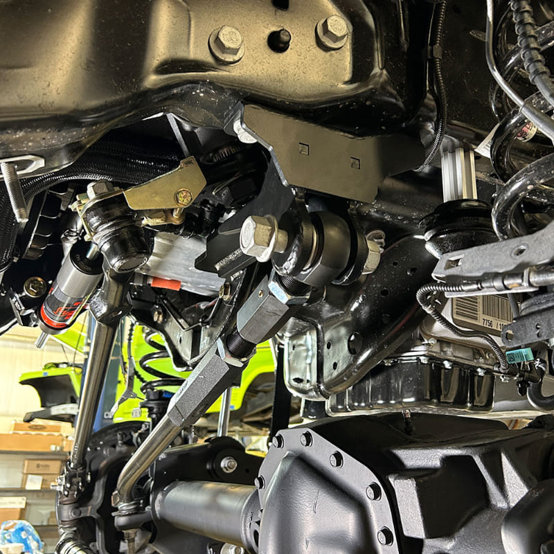 S&B トラックロッド リロケーションブラケット フォード F-450 4x4 2011年以降 リフト2.5-5.5インチ
