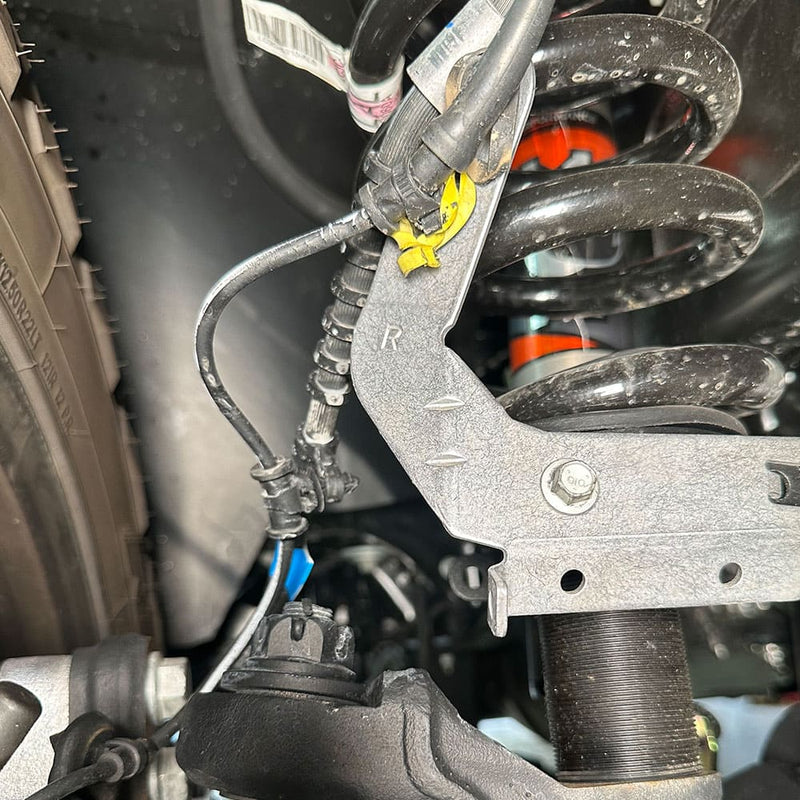 S&B アジャスタブルコイルレベラー 0〜2.5インチ フォード Super Duty 2005年以降