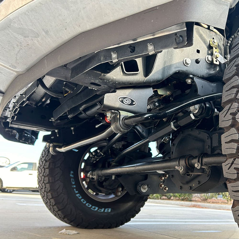 S&B スタビライザーバーリロケートキット 2.5〜4.5インチリフト対応