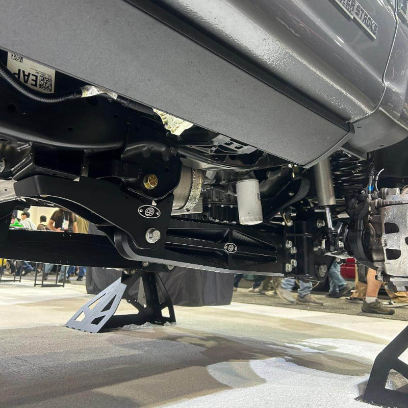 S&B ラジアスアームドロップ フォード Super Duty 4.5インチリフト 2023年以降