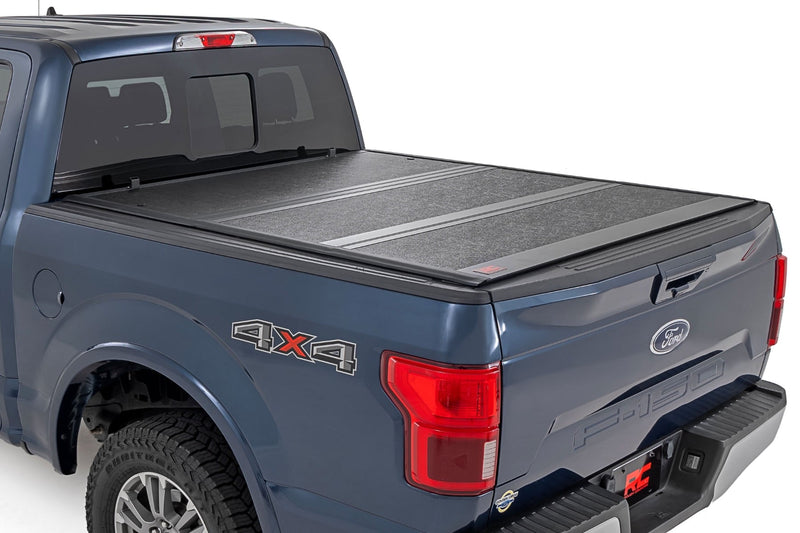 ラフカントリー ハードロープロファイルベッドカバー フォード F-150 2WD/4WD (2015-2020)