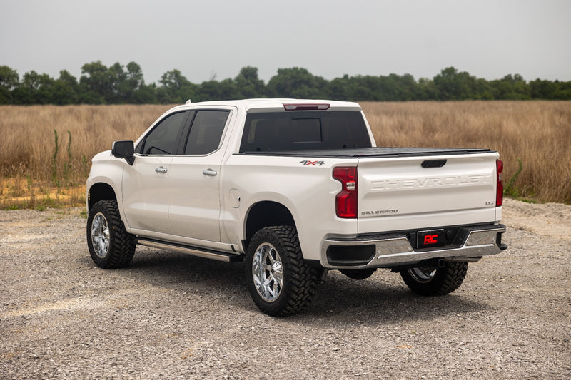 ラフカントリー ハードロープロファイルベッドカバー | シボレー シルバラード 1500 / GMC シエラ 1500 (2019-2026)