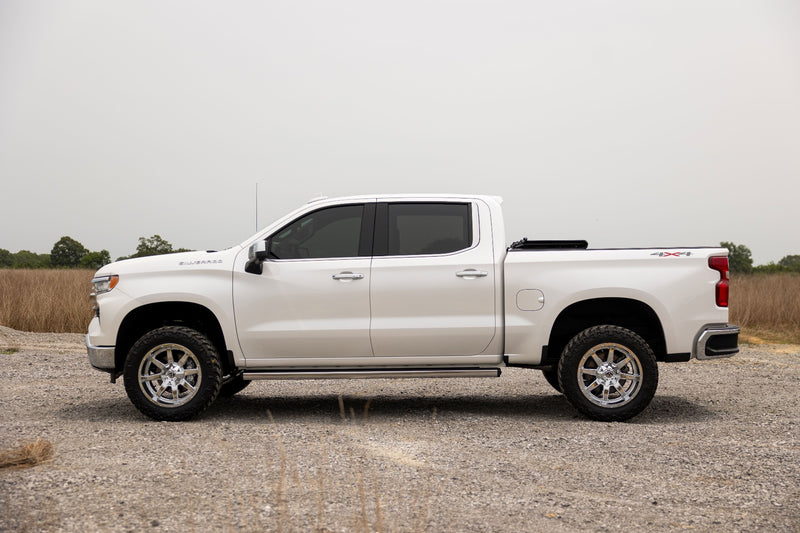 ラフカントリー ハードロープロファイルベッドカバー | シボレー シルバラード 1500 / GMC シエラ 1500 (2019-2026)