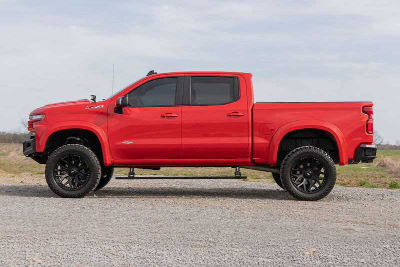 ラフカントリー パワーランニングボード シボレー/GMC 1500/2500HD/3500HD (2019-2026)