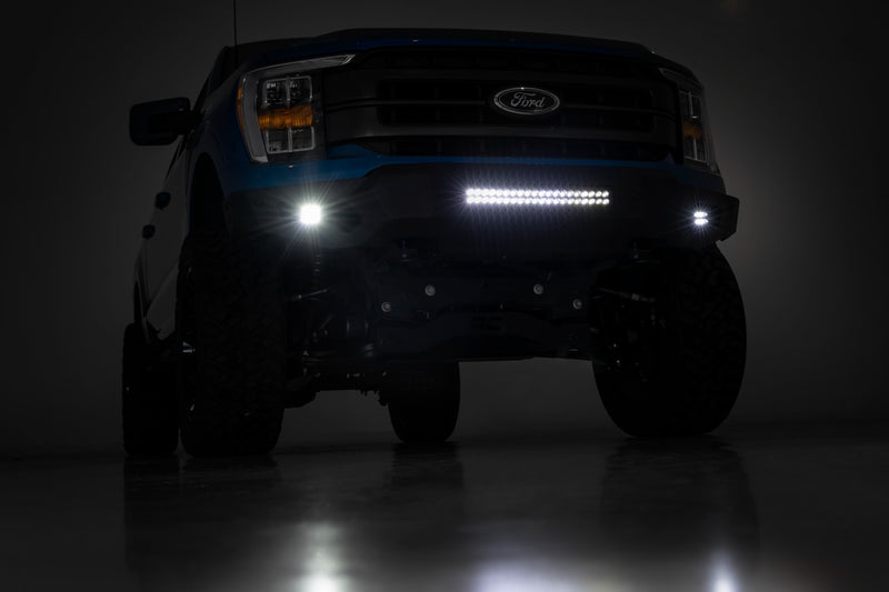 ラフカントリー ハイクリアランスフロントバンパー LEDライト&スキッドプレート付き | フォード F-150 (2021-2023)