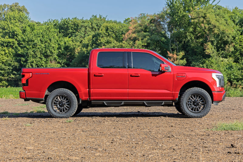 ラフカントリー 2インチ レベリングキット | フォード F-150 Lightning 4WD (2022-2026)