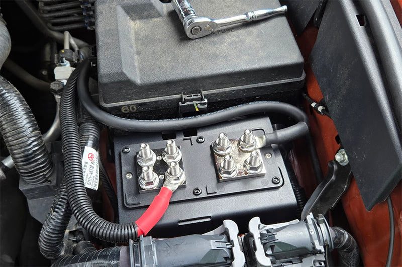 ビクトリー4x4 ランドクルーザー250 ウインチ電源配線リロケーションキット