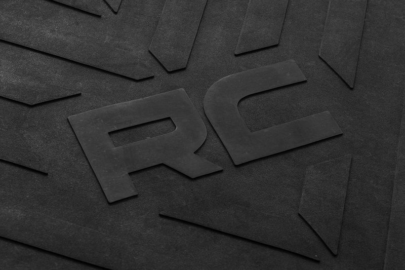 ラフカントリー トヨタ タコマ ベッドマット 5フィート荷台用 RC Logo 2WD/4WD (2024-2026)