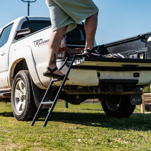 TRAXION Tailgate Ladder テールゲートラダー