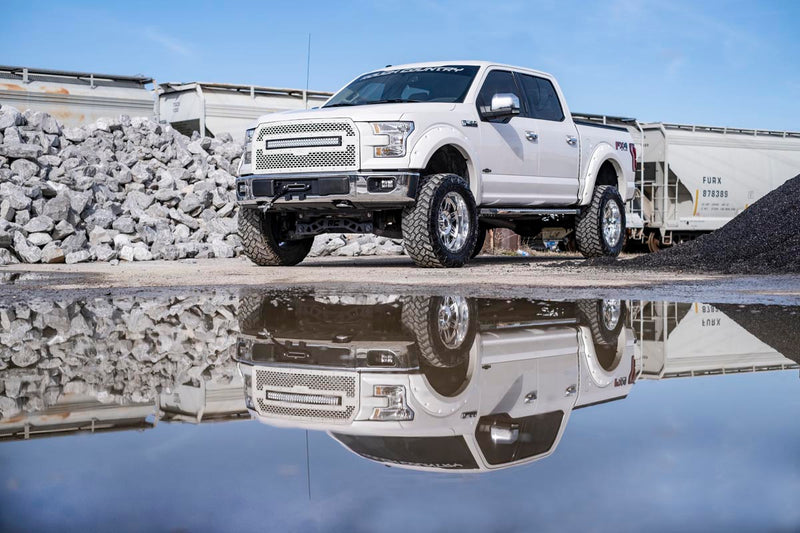 ラフカントリー ヒドゥンウインチマウントキット | フォード F-150 2WD/4WD (2015-2020)