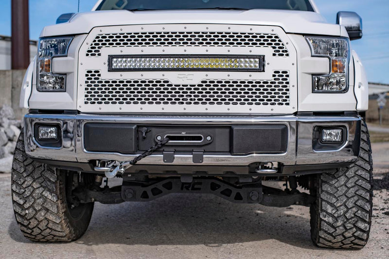 ラフカントリー ヒドゥンウインチマウントキット | フォード F-150 2WD/4WD (2015-2020)