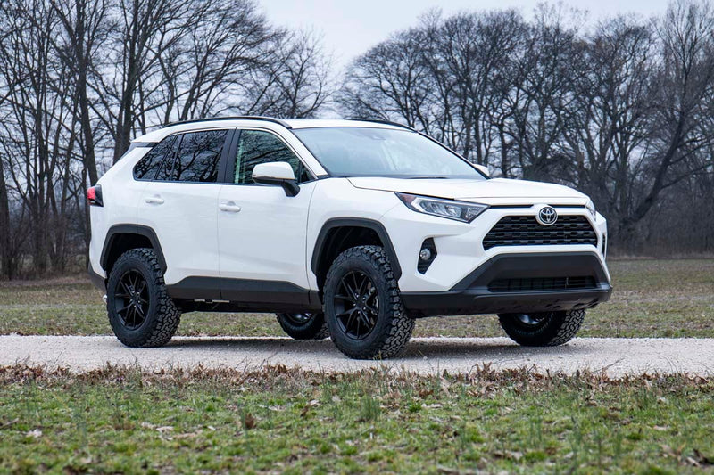 ラフカントリー 2.5インチ リフトアップキット トヨタ RAV4 2WD/4WD (2019-2023)