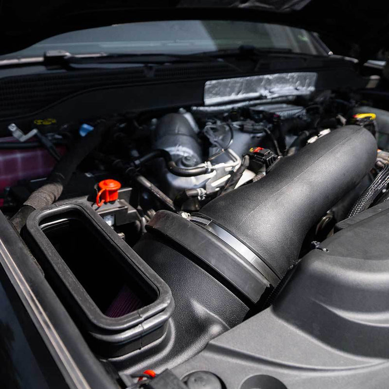 S&B シボレー/GMC Duramax L5P 6.6L コールドエアインテーク 2017-2019 (ドライエクステンダブル)