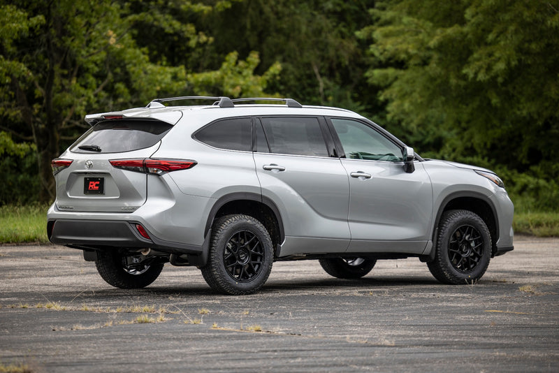 ラフカントリー 2インチ リフトキット トヨタ ハイランダー 4WD (2020)