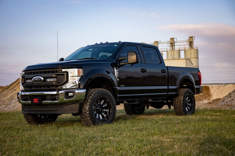 ラフカントリー 10インチ Slimline グリルマウント LEDライトキット ブラック | フォード F-250 Super Duty (2020-2022)