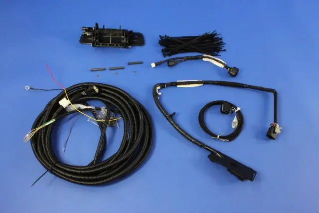 モパー OEM リアビューカメラ — ラム 1500 / 2500 / 3500 2013-2020