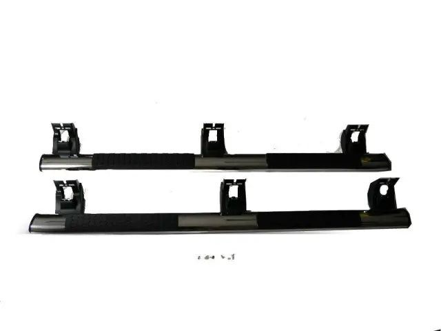 モパー クロームチューブラーサイドステップ (ランニングボード) — ラム 1500/2500/3500 2013-2026