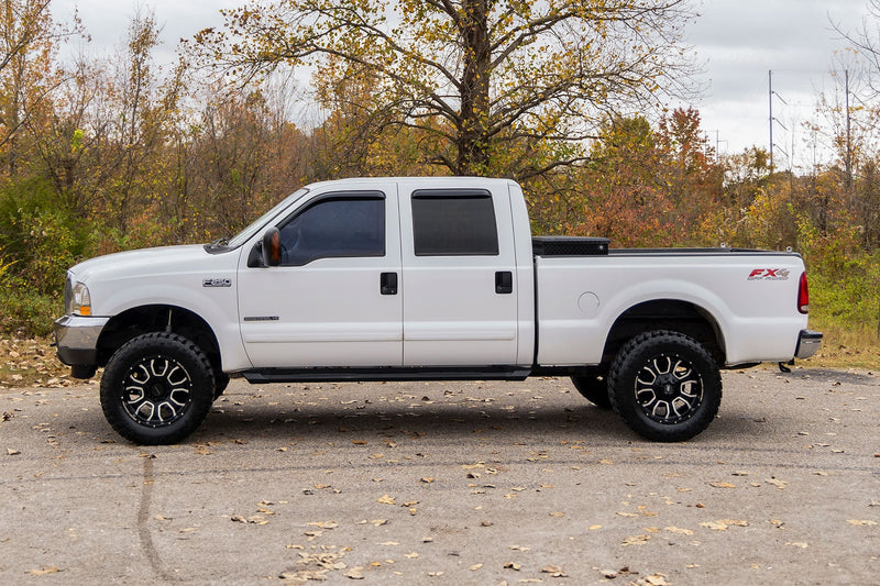 ラフカントリー HD2 アルミランニングボード スーパークルーキャブ フォード F-250/F-350 Super Duty (1999-2016)