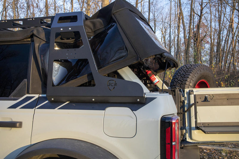 JCR オフロード Ford ブロンコ ソフトトップ ルーフラック (40インチライトバーカットアウト対応)