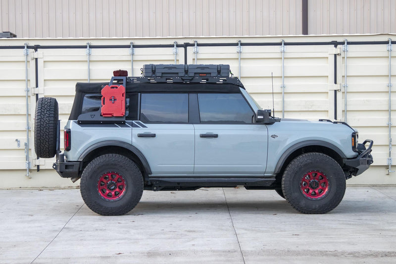 JCR オフロード Ford ブロンコ ソフトトップ ルーフラック (40インチライトバーカットアウト対応)