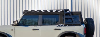 JCR オフロード Ford ブロンコ ソフトトップ ルーフラック (40インチライトバーカットアウト対応)