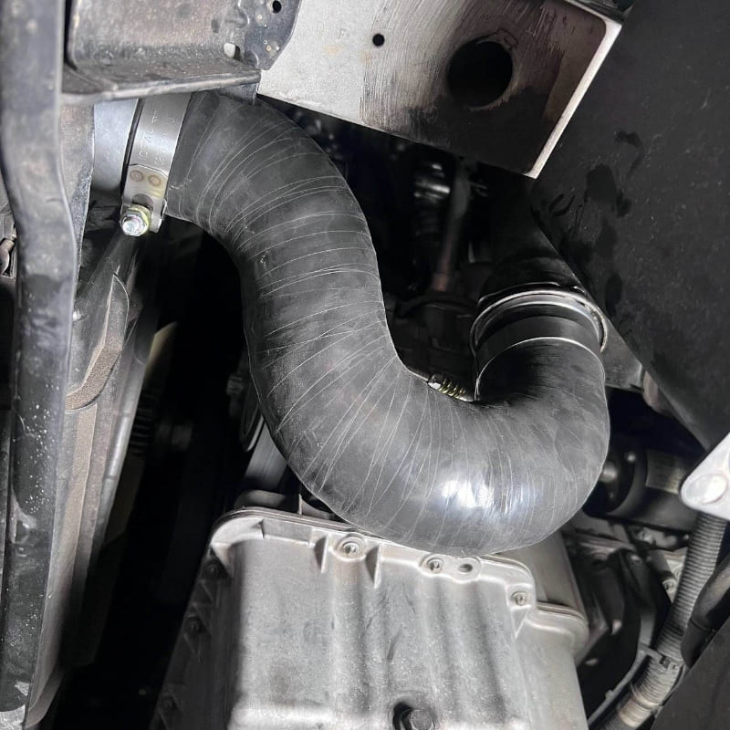 S&B メルセデス・ベンツ スプリンター 3.0L ディーゼル コールドサイドインタークーラーパイプキット 2019-2022