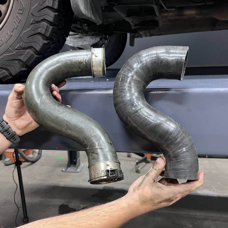 S&B メルセデス・ベンツ スプリンター 3.0L ディーゼル コールドサイドインタークーラーパイプキット 2019-2022