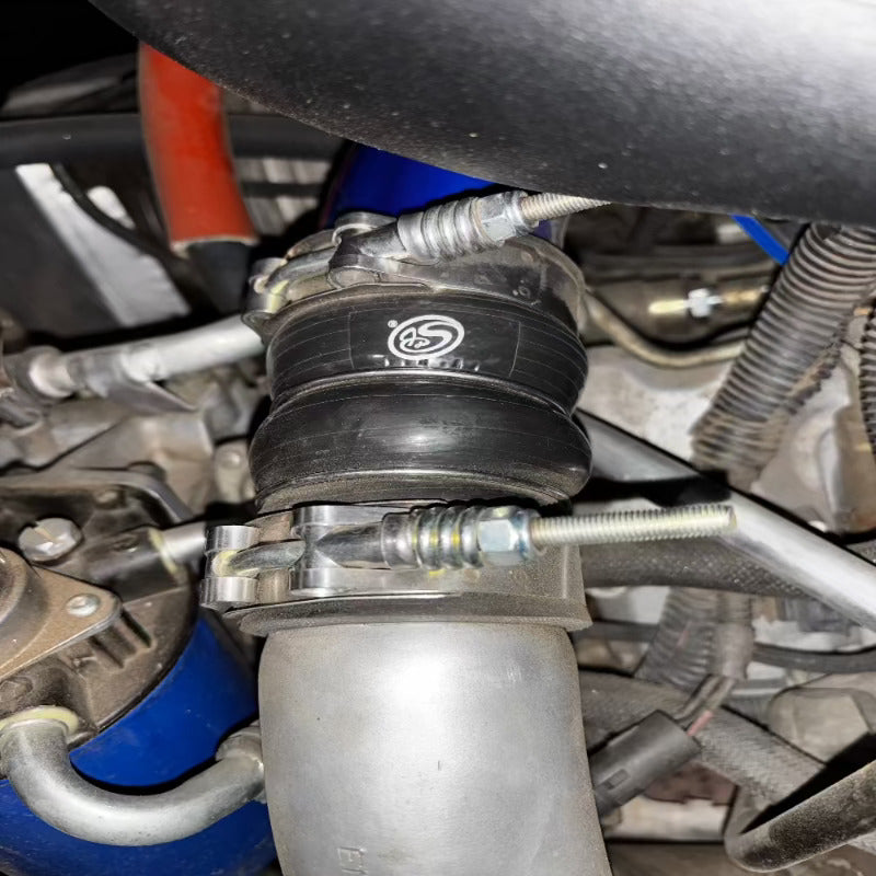 S&B デュラマックス 6.6L (LLY) ホット&コールドサイドブートキット 2004.5-2005