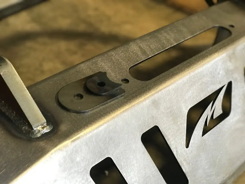 フロントバンパー クラッシャーブルバー付き　FRONT CRUSHER BUMPER W/BULL BAR