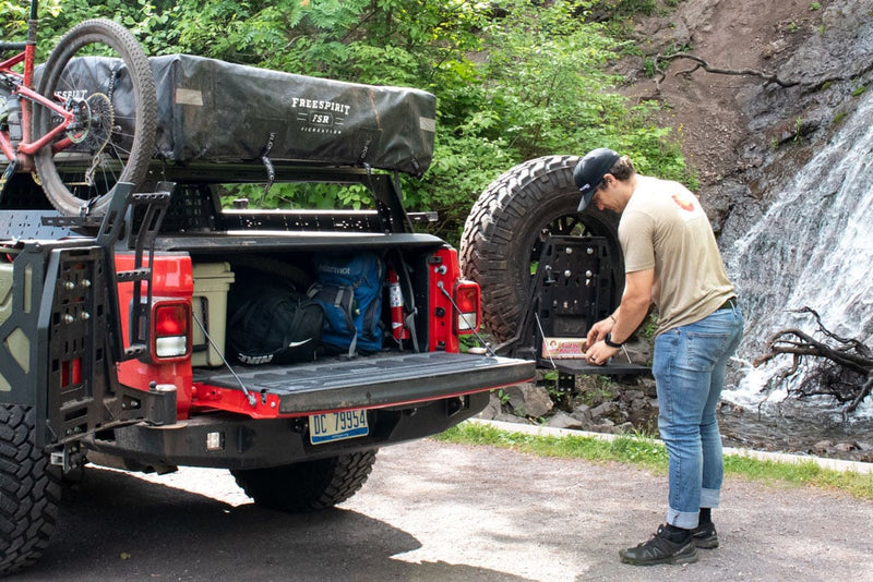 JCR オフロード Adventure Carrier フォールダウンテーブル