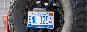 ビクトリー4x4 ナンバープレート＆カメラ移設キット (License Plate & Camera Relocation Kit)