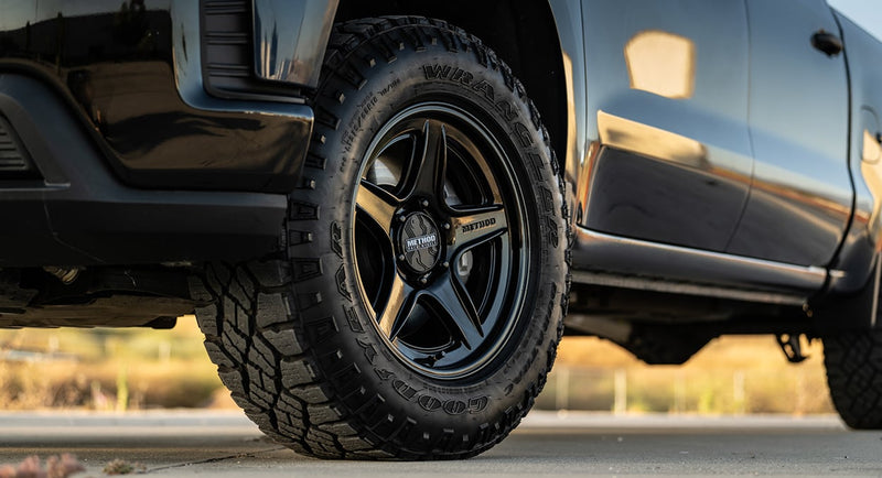 319 Gloss Black 17" 18" 20" 6x5.5 TOYOTA / LEXUS