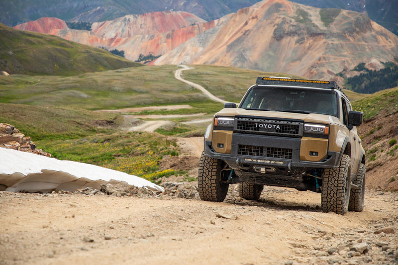 ビクトリー4x4 Blitz アルミニウムフロントバンパー トヨタ Land Cruiser 250 Series 2024+
