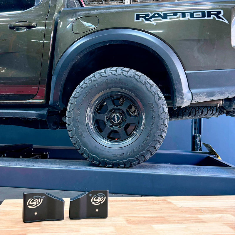 S&B フォード Ranger Raptor 3.0L V6 トレーリングアームセンサーガード 2024-2026