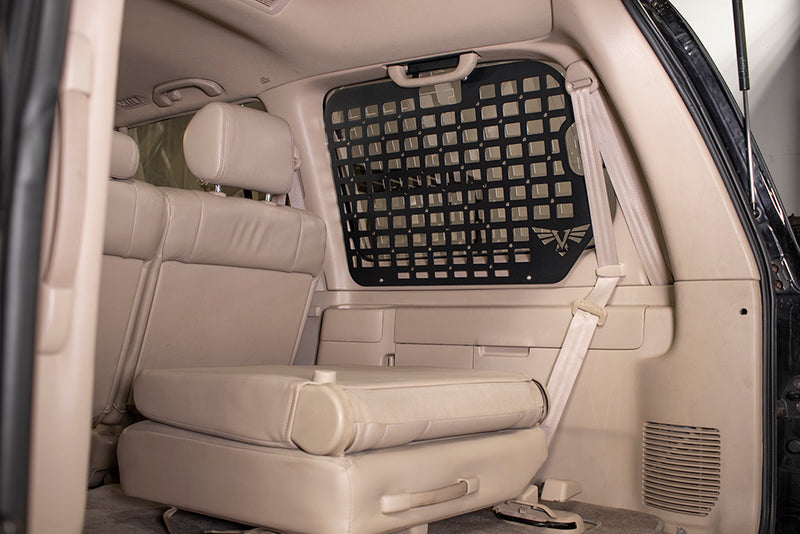 ビクトリー4x4 Land Cruiser リアウィンドウ MOLLEパネル