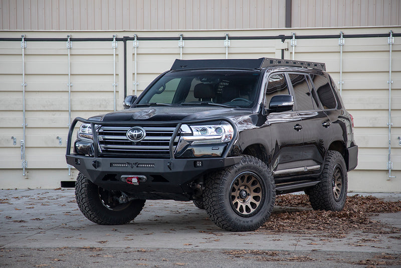 ビクトリー4x4 Strike Land Cruiser 200系 フロントウインチバンパー (2013-2021)