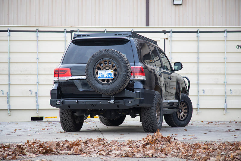 ビクトリー4x4 ランドクルーザー200系/LX570 Strike Series リアバンパー 2008-2021