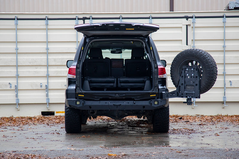 ビクトリー4x4 ランドクルーザー200系/LX570 Strike Series リアバンパー 2008-2021