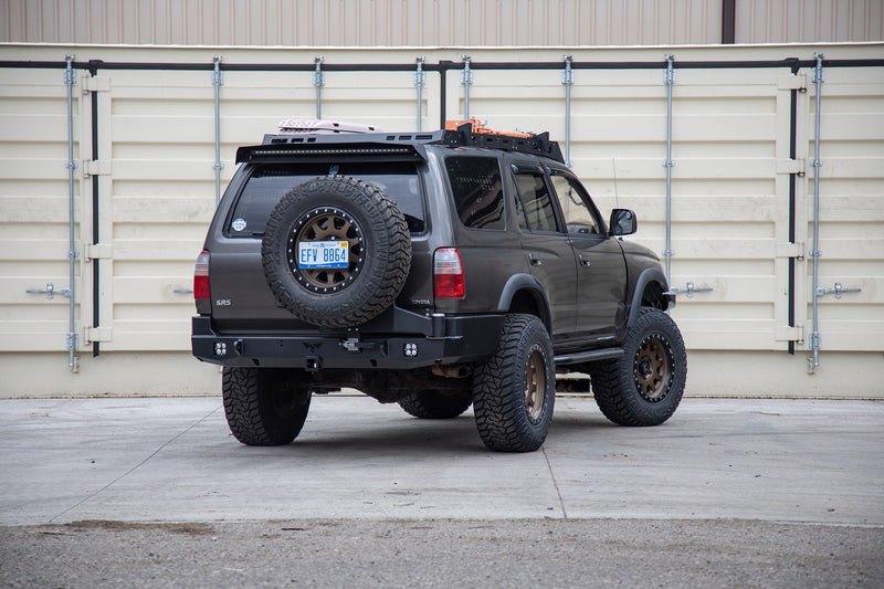 ビクトリー4x4 トヨタ 4Runner Strike Series リアバンパー 米国製