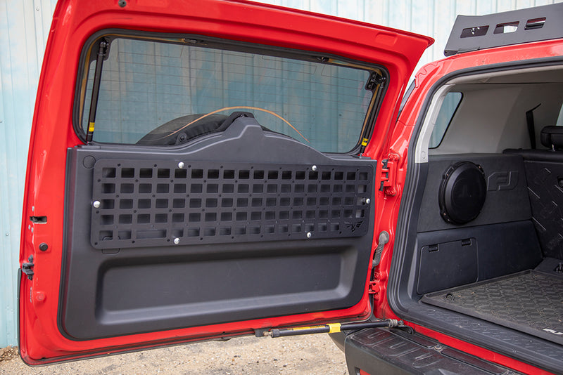 ビクトリー4x4 トヨタ FJ Cruiser / 4Runner ハッチ MOLLEパネル