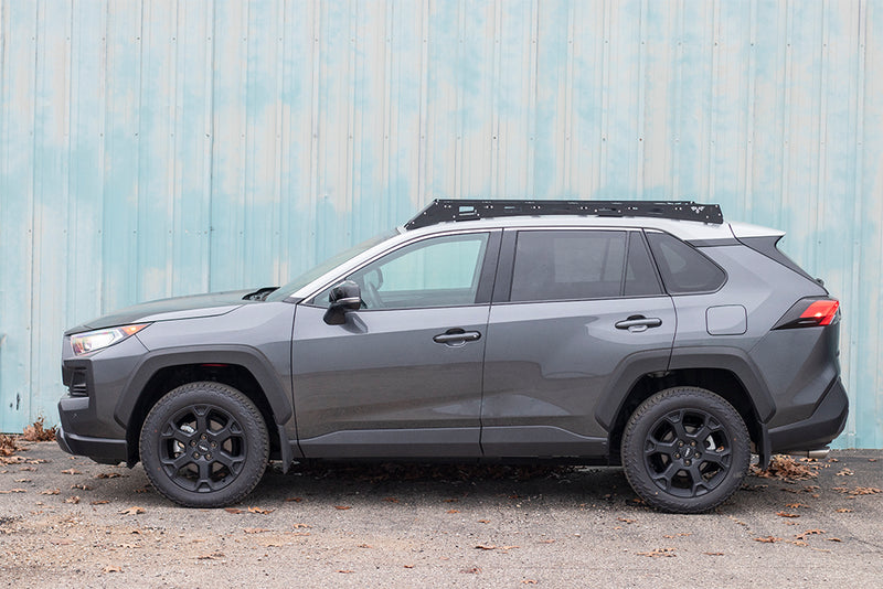 ビクトリー4x4 RAV4 ルーフラック (40インチライトバーカットアウト選択可)