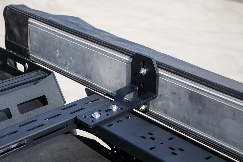 ビクトリー4x4 270度オーニング用ヘビーデューティーマウント 2枚セット