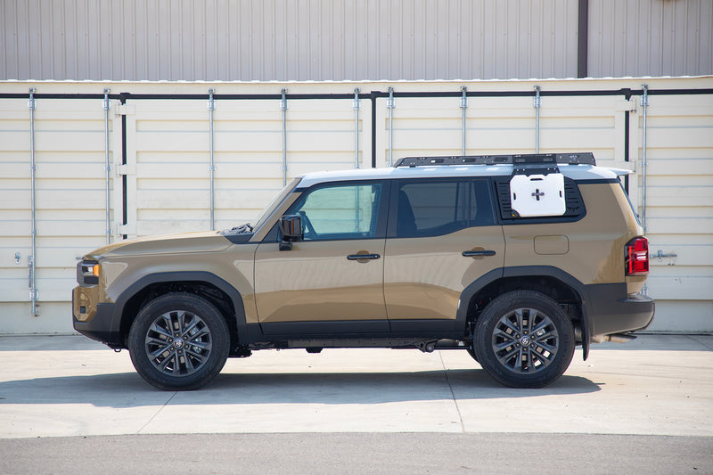 ビクトリー4x4 トヨタ Land Cruiser 250系 ルーフラックサイドアクセサリーパネル 2024年以降