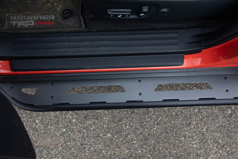 ビクトリー4x4 トヨタ 4Runner Strike Slider トレッドプレート 2003-2026