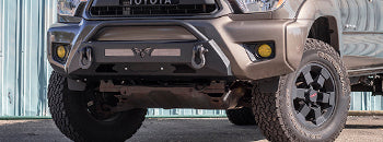 ビクトリー4x4 トヨタ タコマ Blitz モジュラーハイブリッド フロントウインチバンパー