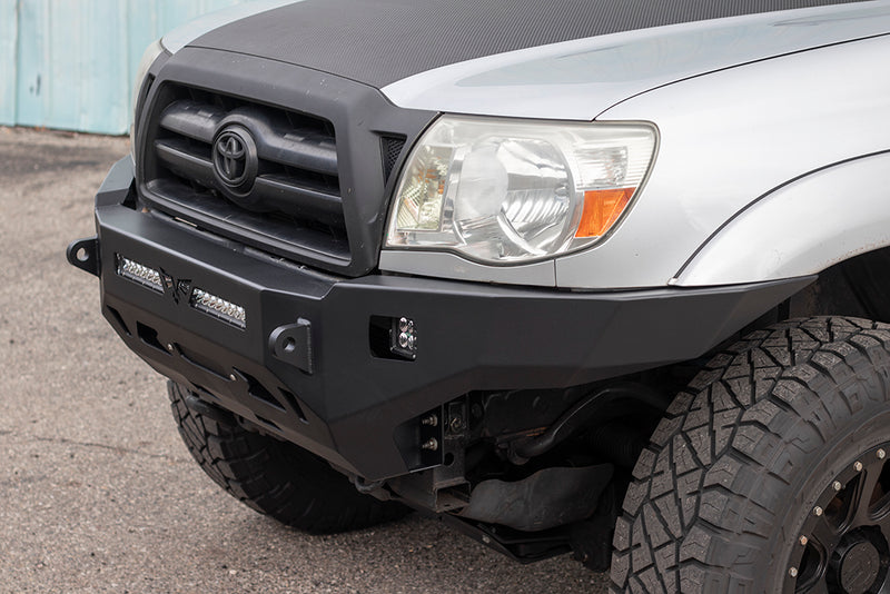 ビクトリー4x4 トヨタ タコマ Strike Series フロントウインチバンパー