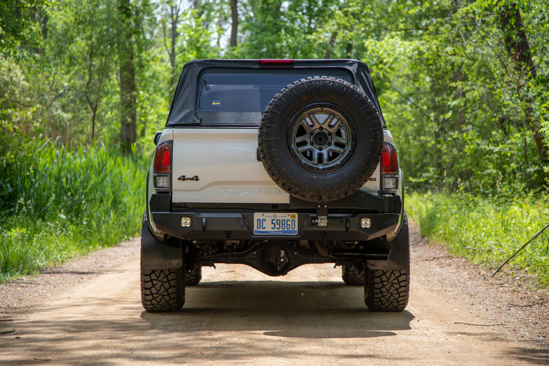 ビクトリー4x4 Strike リアバンパー トヨタ タコマ 2005-2026 米国製