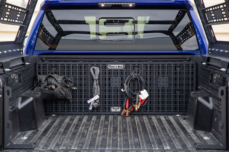 ビクトリー4x4 トヨタ タコマ 荷台フロント MOLLEパネル 米国製