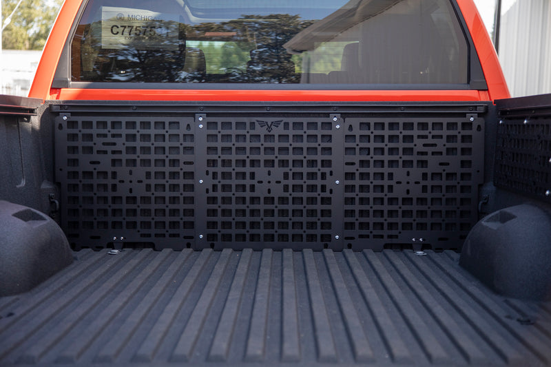ビクトリー4x4 トヨタ Tundra ベッドフロント MOLLEパネル 2007-2026