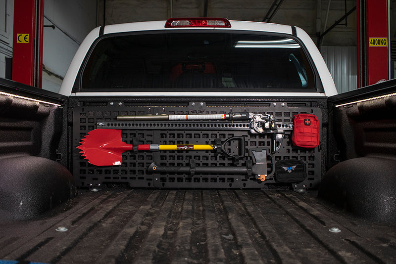 ビクトリー4x4 トヨタ Tundra ベッドフロント MOLLEパネル 2007-2026